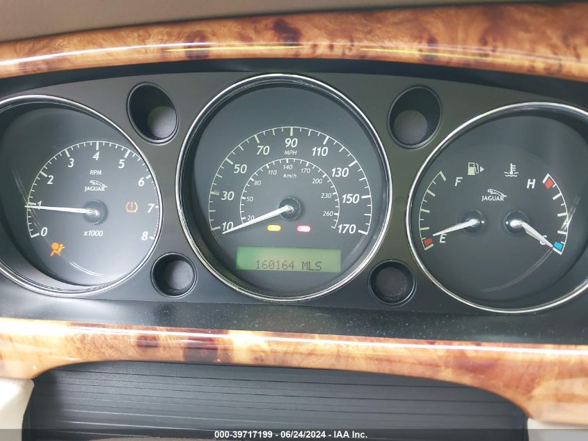 2008 Jaguar Xj Xj8 VIN: SAJWA71BX8SH23858 Lot: 39717199