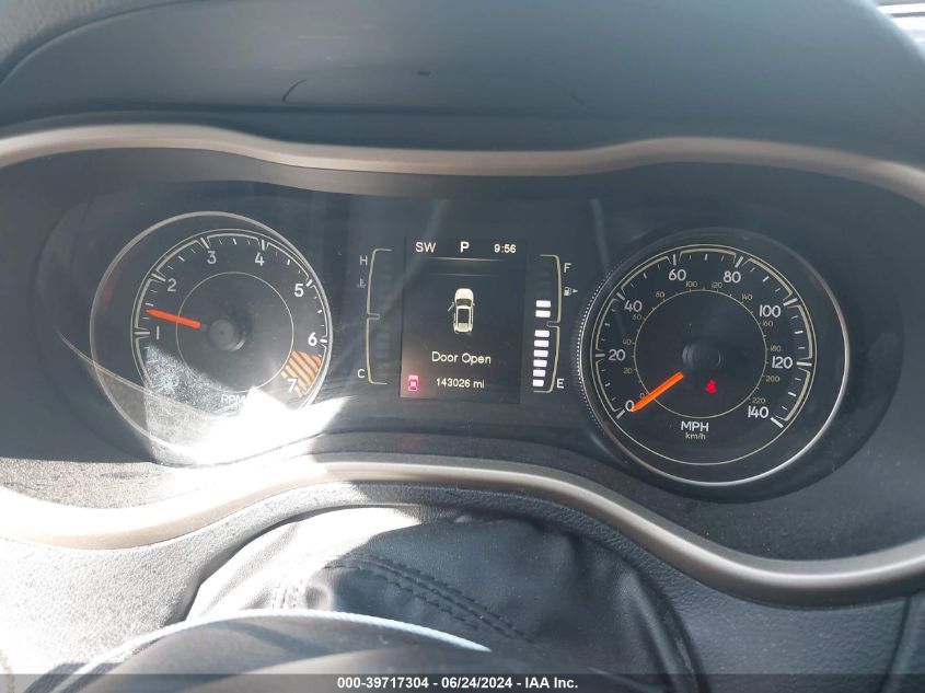 2015 Jeep Cherokee Sport VIN: 1C4PJMAB2FW552107 Lot: 39717304