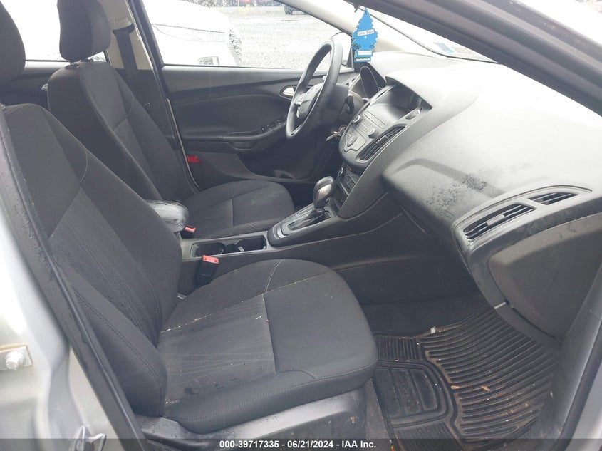 2018 Ford Focus Se VIN: 1FADP3F20JL233891 Lot: 39717335