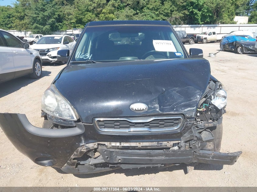 2013 Kia Soul +/!/Sport VIN: KNDJT2A60D758650 Lot: 39717384