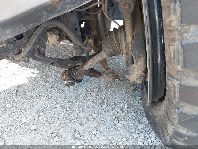 2011 GMC Sierra 2500Hd Denali VIN: 1GT125C84BF237894 Lot: 39717486