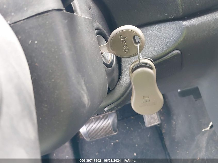 2004 Jeep Grand Cherokee Limited VIN: 1J4GW58S74C204499 Lot: 39717502