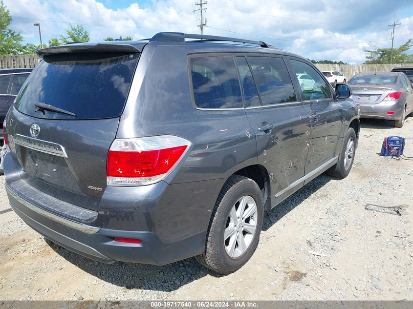 2012 Toyota Highlander Se V6 VIN: 5TDBK3EH1CS137775 Lot: 39717540