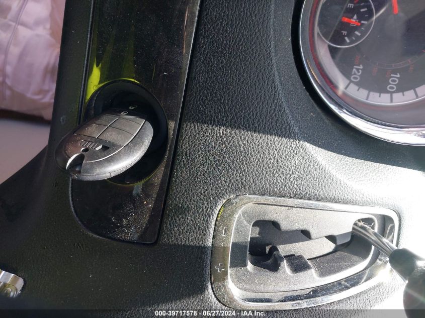 2C4RDGAG1CR374725 2012 Ram Cargo C/V