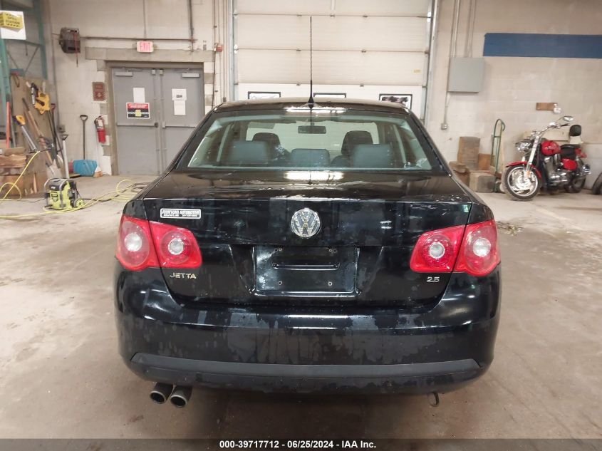 2007 Volkswagen Jetta Wolfsburg Edition VIN: 3VWEF71K97M132692 Lot: 39717712