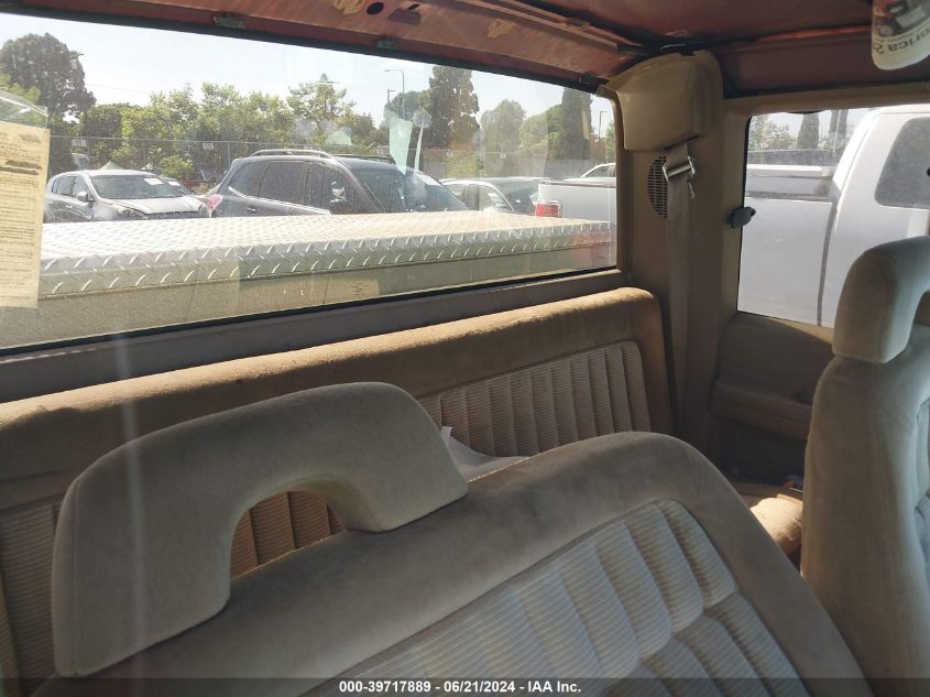 1993 Chevrolet Gmt-400 C1500 VIN: 2GCEC19H2P1203837 Lot: 39717889