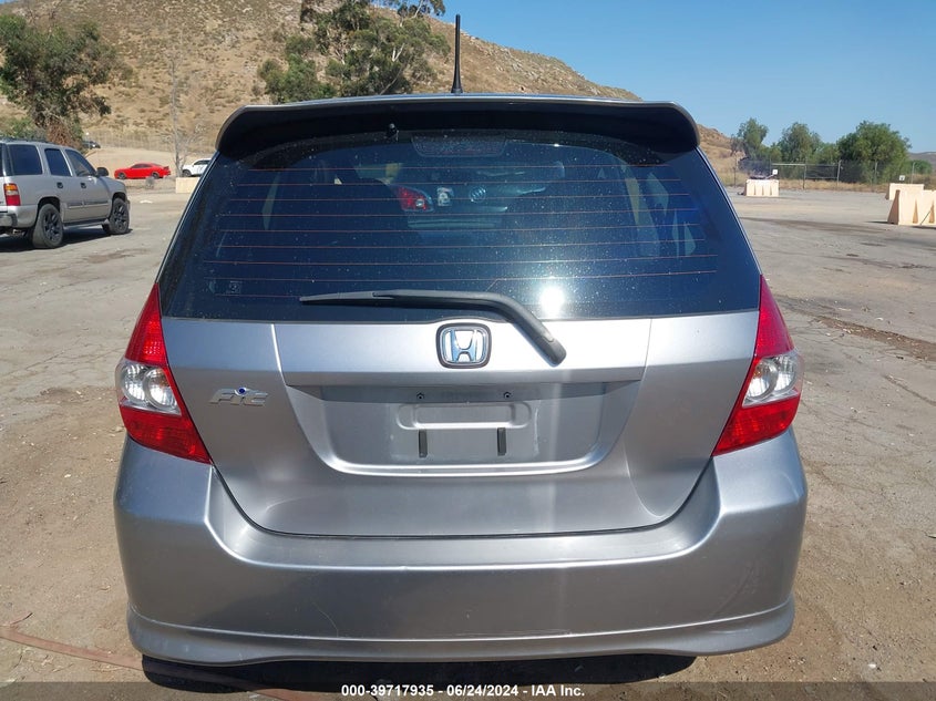 2007 Honda Fit Sport VIN: JHMGD38697S805876 Lot: 39717935