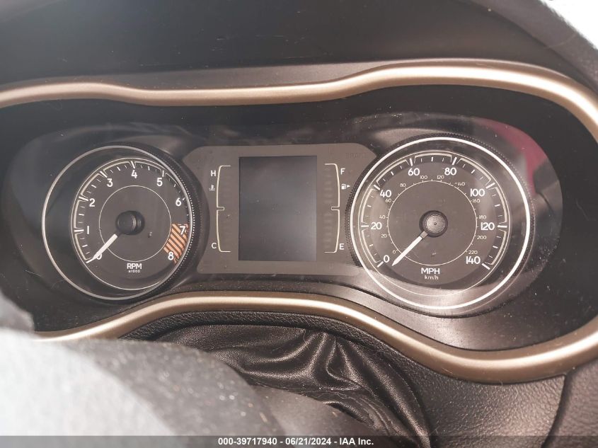 2014 Jeep Cherokee Latitude VIN: 1C4PJLCS2EW279675 Lot: 39717940