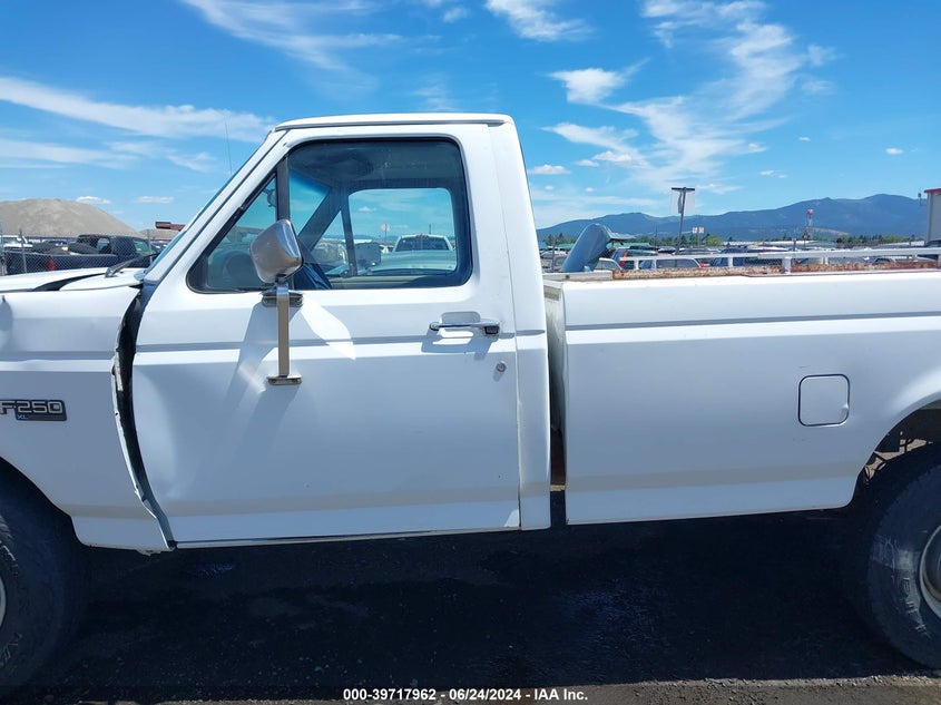 1995 Ford F250 VIN: 1FTHF25H1SLB37106 Lot: 39717962