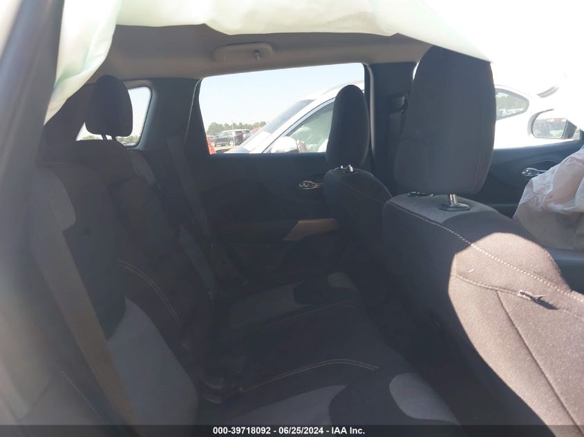 2018 Jeep Cherokee Latitude VIN: 1C4PJLCBXJD518119 Lot: 39718092