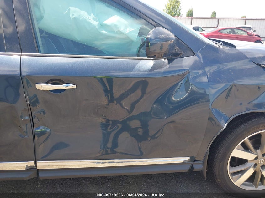 2014 Nissan Pathfinder Platinum VIN: 5N1AR2MM2EC697143 Lot: 39718226