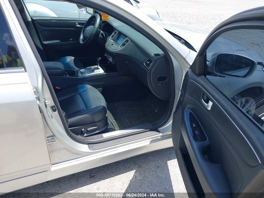 2013 Hyundai Genesis 3.8 VIN: KMHGC4DDXDU254397 Lot: 39718262