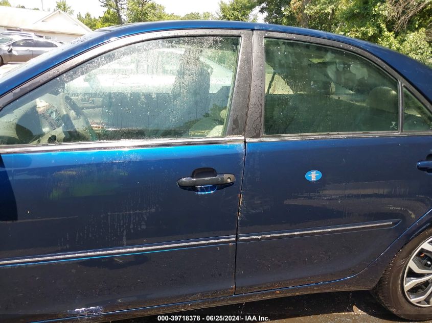 2004 Toyota Camry Xle VIN: 4T1BE30K14U284584 Lot: 39718378