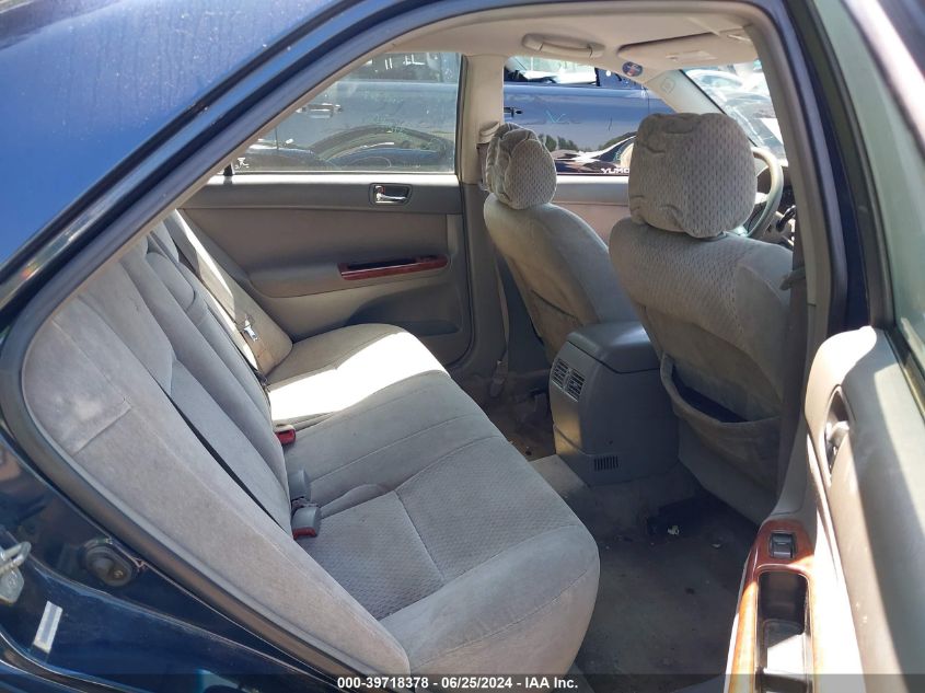 2004 Toyota Camry Xle VIN: 4T1BE30K14U284584 Lot: 39718378