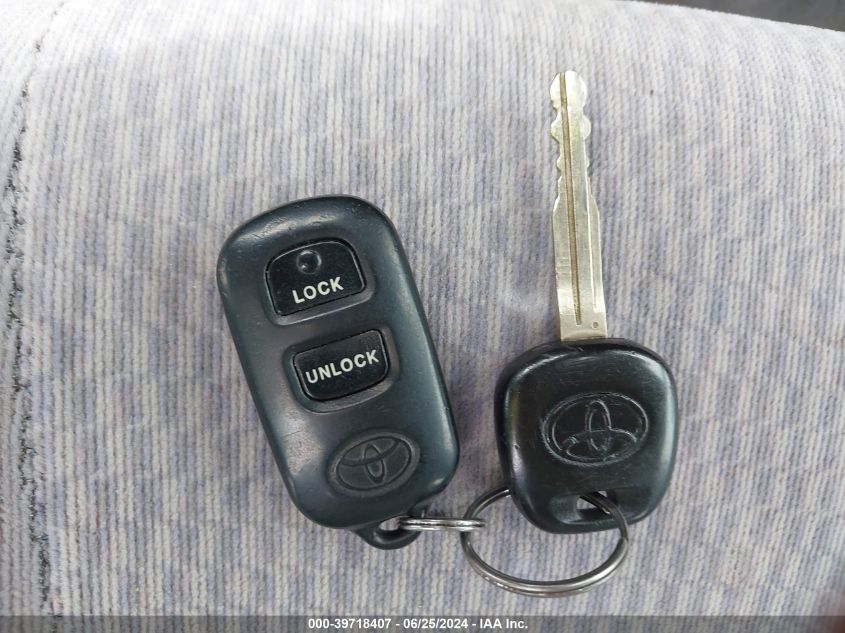 2005 Toyota Corolla Le VIN: 1NXBR32E75Z354487 Lot: 39718407