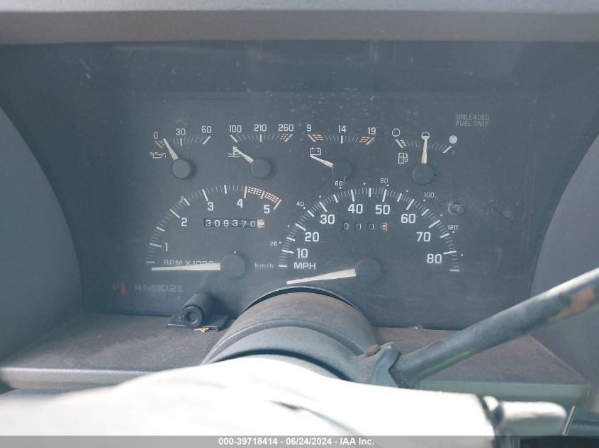 1992 Chevrolet Gmt-400 C1500 VIN: 1GCDC14K3NZ152223 Lot: 39718414