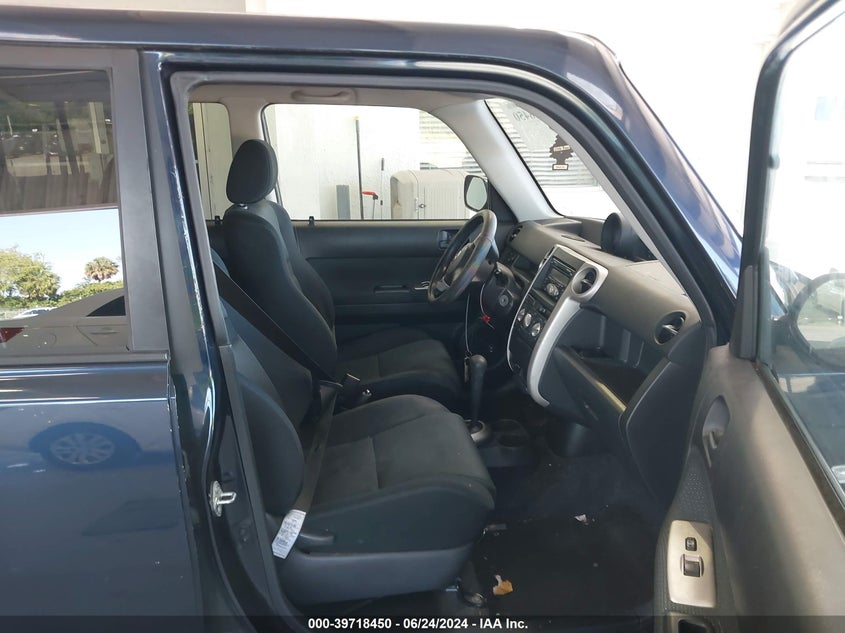 2006 Scion Xb VIN: JTLKT324264088251 Lot: 39718450