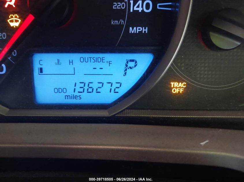 2014 TOYOTA RAV4 XLE - JTMRFREVXED064674
