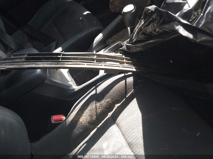 2014 TOYOTA RAV4 XLE - JTMRFREVXED064674