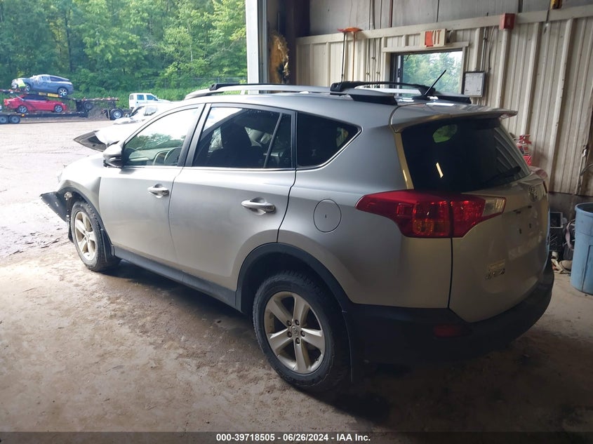 2014 TOYOTA RAV4 XLE - JTMRFREVXED064674