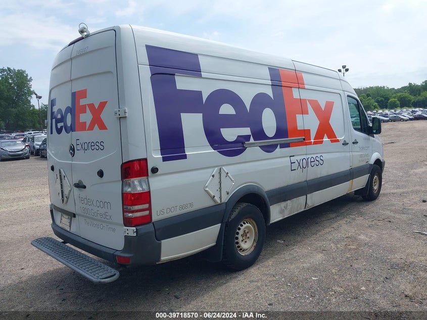 2011 Mercedes-Benz Sprinter 2500 High Roof VIN: WD3PE8CB4B5607112 Lot: 39718570