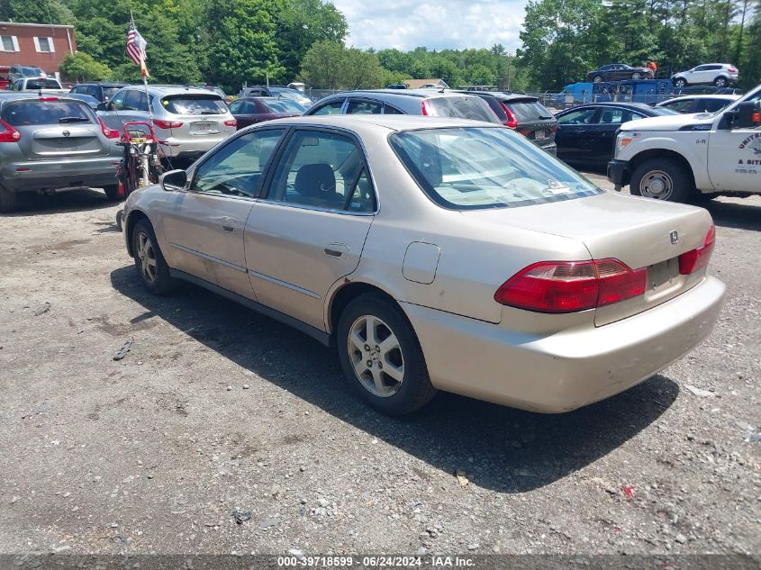 2000 Honda Accord 2.3 Se VIN: 1HGCG6690YA071305 Lot: 39718599