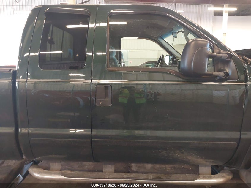 2001 Ford F250 Super Duty VIN: 1FTNX21S41EC53310 Lot: 39718628