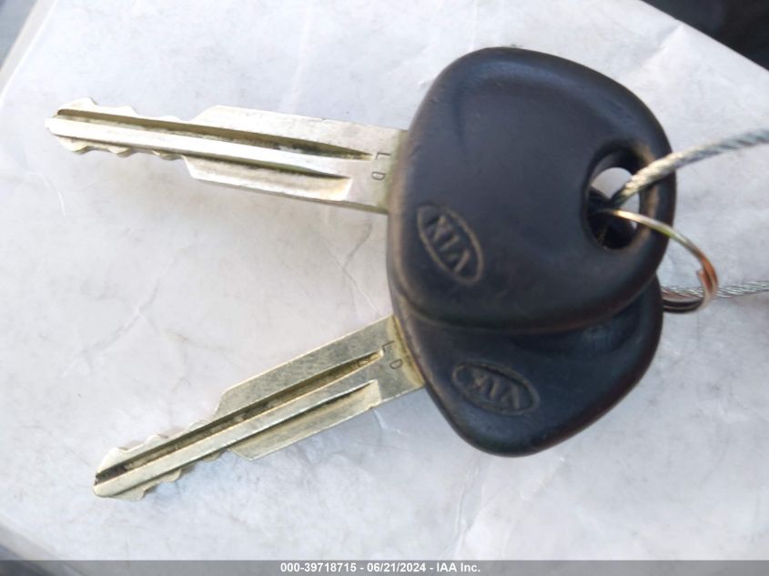 2009 Kia Spectra Ex VIN: KNAFE222195619807 Lot: 39718715