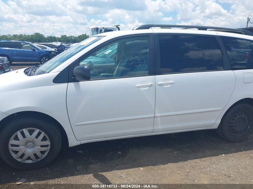 2010 Toyota Sienna Le VIN: 5TDKK4CC1AS312391 Lot: 39718733