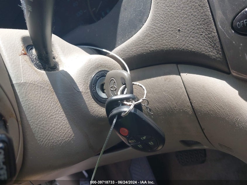 2010 Toyota Sienna Le VIN: 5TDKK4CC1AS312391 Lot: 39718733