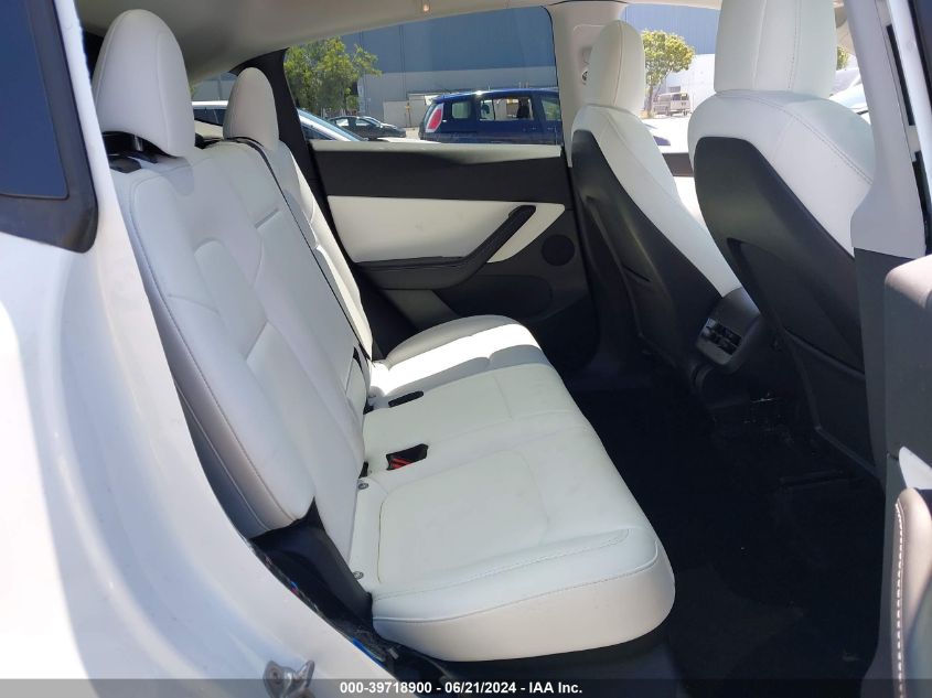 2022 Tesla Model Y Performance Dual Motor All-Wheel Drive VIN: 7SAYGDEF2NF407977 Lot: 39718900