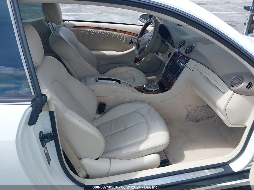 2008 Mercedes-Benz Clk 350 VIN: WDBTJ56H08F254349 Lot: 39718904