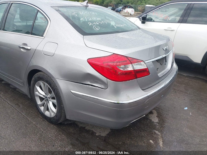 2013 HYUNDAI GENESIS 3.8L - KMHGC4DD7DU246354