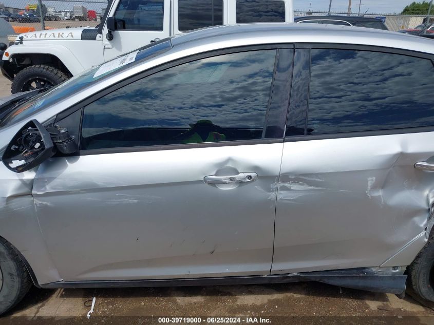 2012 Ford Focus Se VIN: 1FAHP3F28CL211805 Lot: 39719000