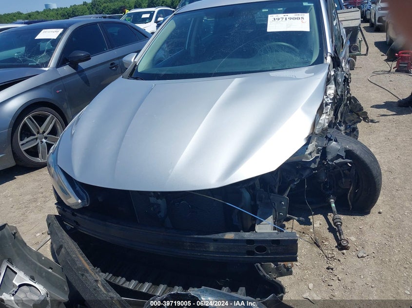 2017 Nissan Sentra Sv VIN: 3N1AB7AP9HY315242 Lot: 39719005