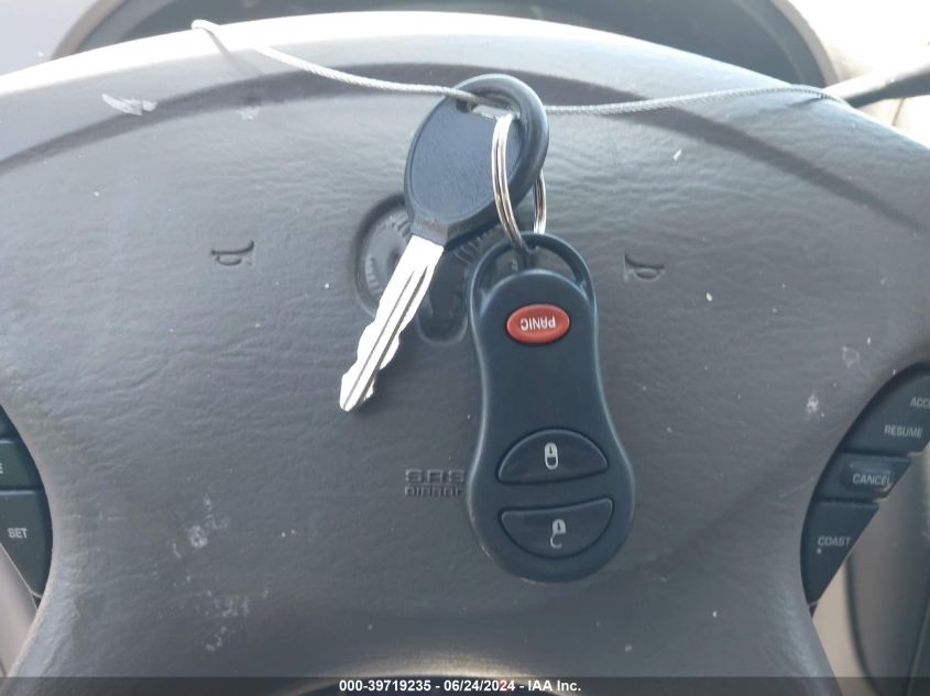 2003 Dodge Caravan Se VIN: 1D4GP25R13B258097 Lot: 39719235