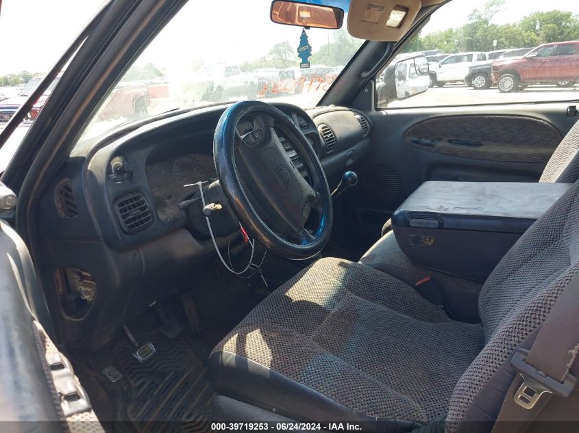 1998 Dodge Ram 3500 St VIN: 1B7MC3365WJ225642 Lot: 39719253