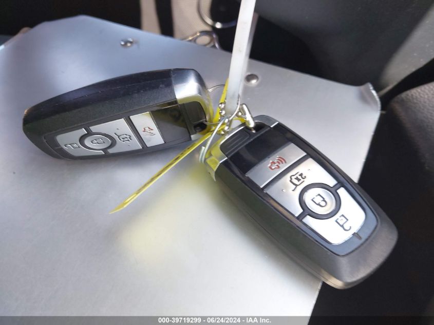 2019 Ford Expedition Max Xlt VIN: 1FMJK1JT9KEA50927 Lot: 39719299