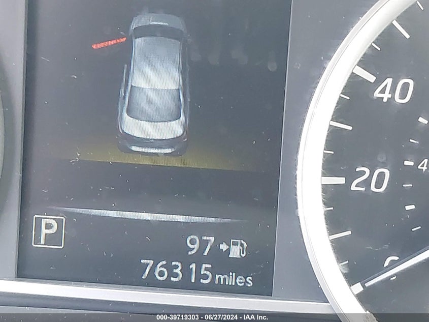 2017 Nissan Sentra Sr VIN: 3N1AB7AP9HY396677 Lot: 39719303