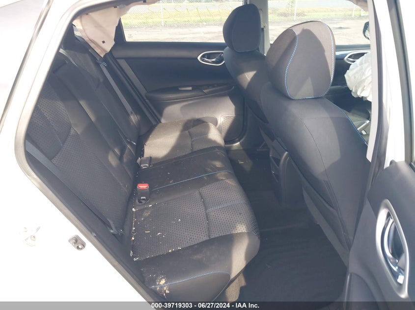 2017 Nissan Sentra Sr VIN: 3N1AB7AP9HY396677 Lot: 39719303