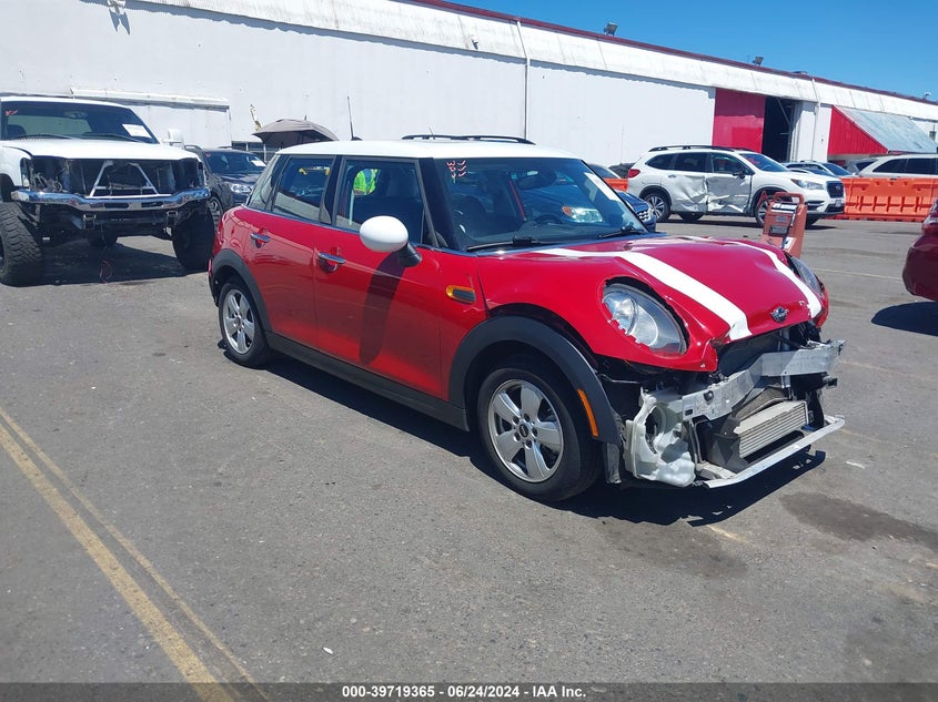 2015 Mini Hardtop Cooper VIN: WMWXS5C51FT828897 Lot: 39719365