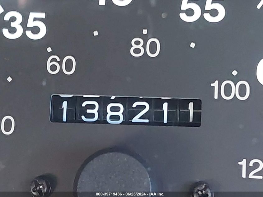 1998 Chevrolet Tracker VIN: 2CNBJ1360W6921786 Lot: 39719486