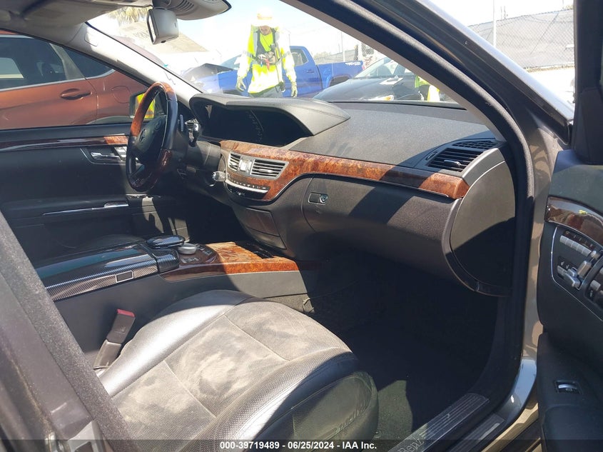 2013 Mercedes-Benz S 550 4Matic VIN: WDDNG9EB7DA521416 Lot: 39719489