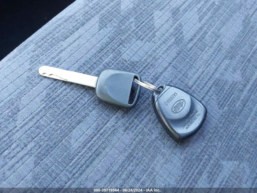 2004 Honda Cr-V Lx VIN: JHLRD68554C022324 Lot: 39719564