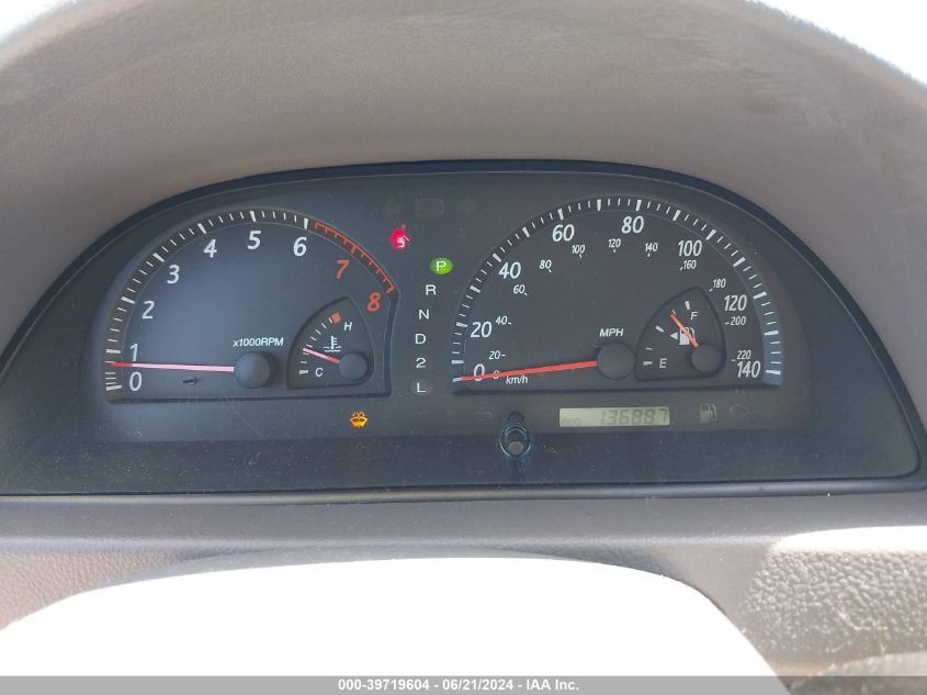 2003 Toyota Camry Le VIN: JTDBE32K330143667 Lot: 39719604