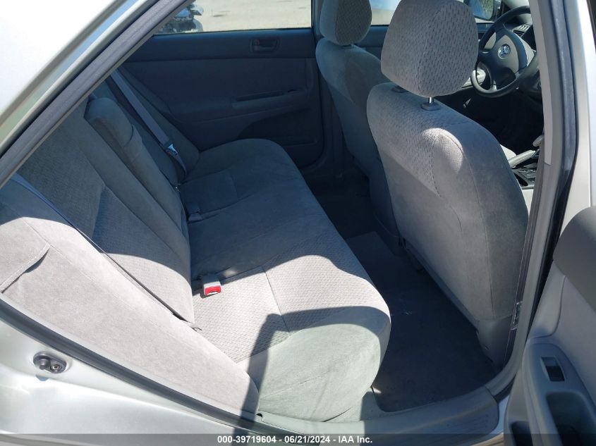 2003 Toyota Camry Le VIN: JTDBE32K330143667 Lot: 39719604