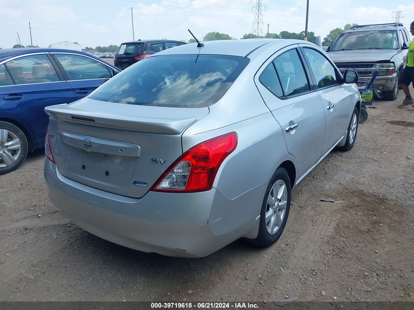 2014 NISSAN VERSA 1.6 SV - 3N1CN7AP9EL826510