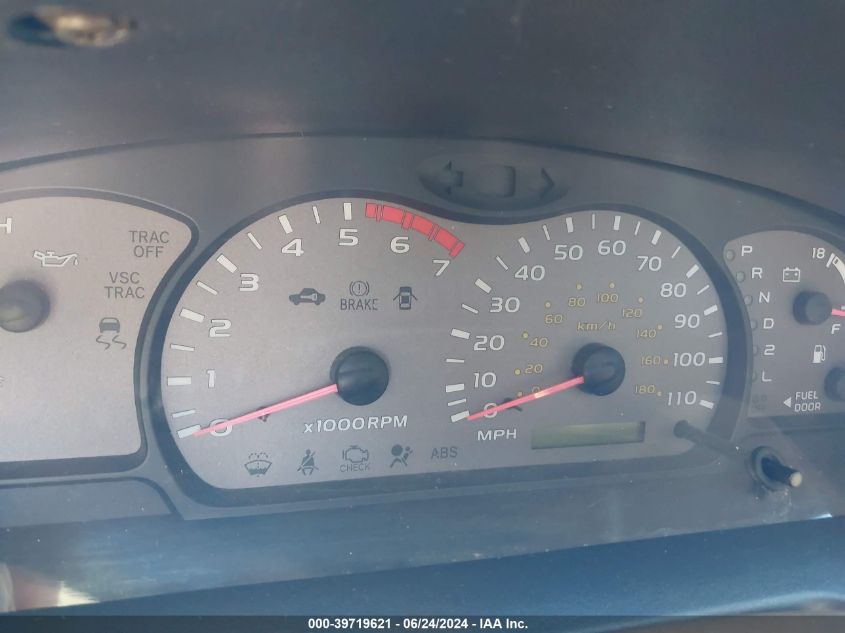 2004 Toyota Sequoia Sr5 V8 VIN: 5TDZT34A34S220903 Lot: 39719621