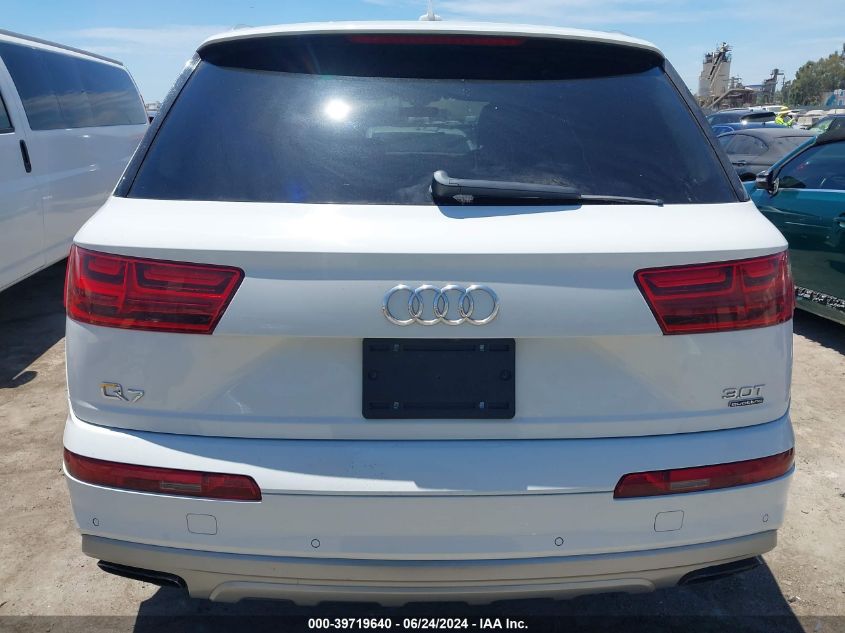 2018 Audi Q7 3.0T Premium VIN: WA1LABF74JD017964 Lot: 39719640