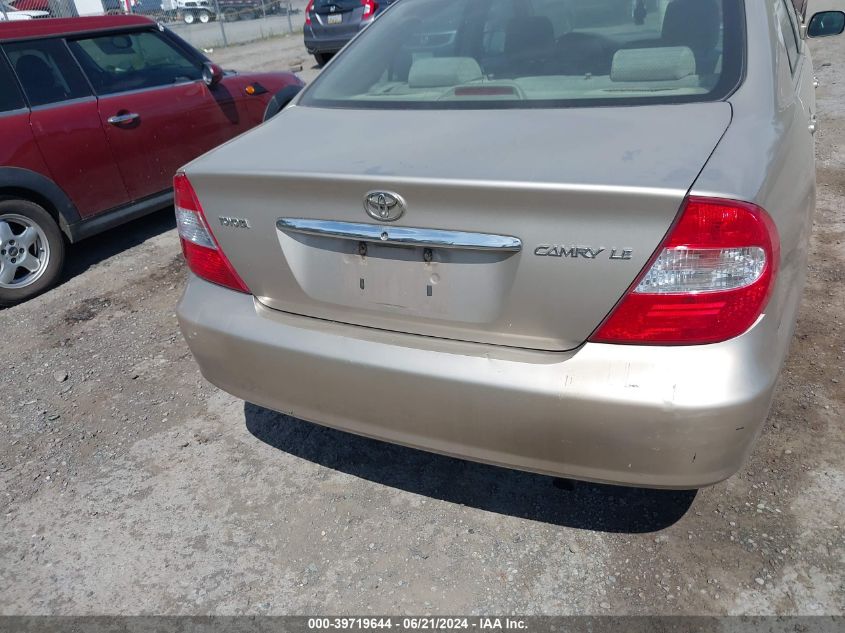 2004 Toyota Camry Le VIN: 4T1BE32K84U906725 Lot: 39719644